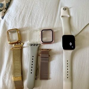 Apple Watch SE (GPS) (2nd Generation) 40MM Case